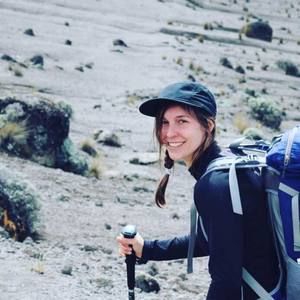 Meet your Posher, Stephanie